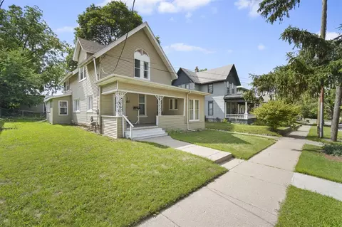 210 3rd, Jackson, MI 49201