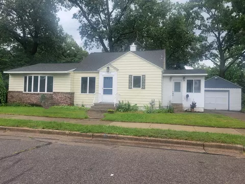 1063 Fleming, Muskegon, MI 49442
