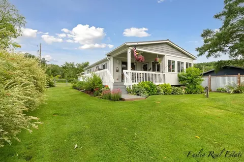 17750 Simmons Ave NE, Sand Lake, MI 49343