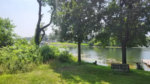 11227 Lake, Canadian Lakes, MI 49346