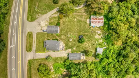 4715 Brooklyn, Jackson, MI 49201 photo 2