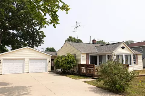 1039 136th, Holland, MI 49424