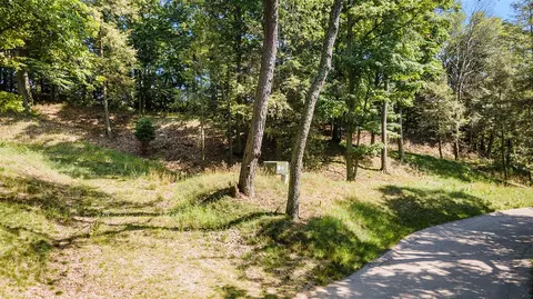 195 Dunegrass, Saugatuck, MI 49453