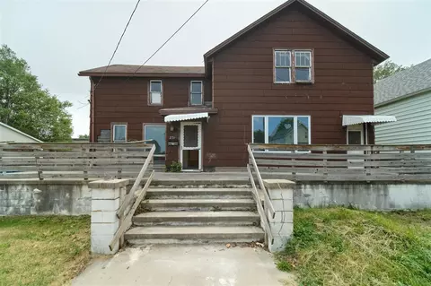 231 5th, Manistee, MI 49660