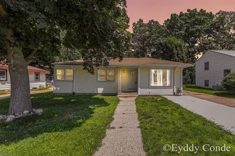 2448 De Hoop, Wyoming, MI 49509