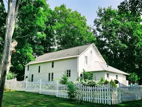 516 Benzie, Benzonia, MI 49616
