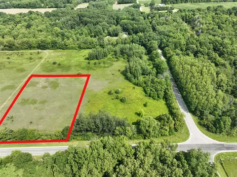 701 E 128th, Grant, MI 49327