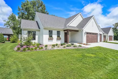 6331 Lamppost #5, Grand Rapids, MI 49546