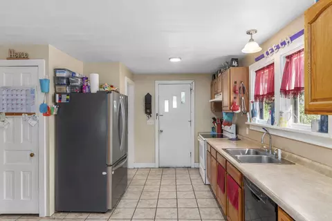 103 E Division, Belding, MI 48809 photo 14