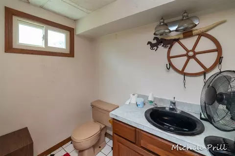 9932 Fulton, Ada, MI 49301 photo 37