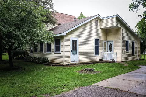 417 E Pne, Edmore, MI 48829