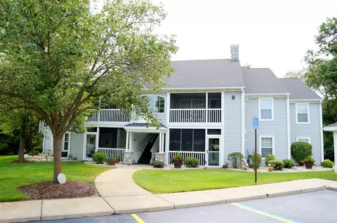 860 W Barrington, Jackson, MI 49203