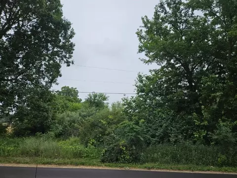 13182 8 12 Mile Rd, Battle Creek, MI 49014