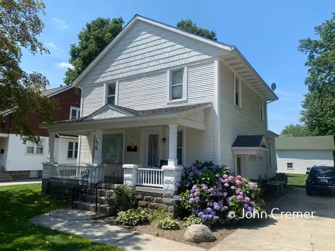 5523 Pleasant, Hudsonville, MI 49426