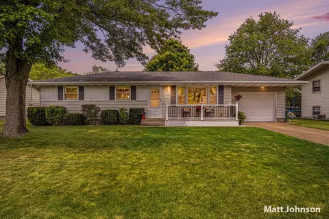 2120 Arbor, Norton Shores, MI 49441