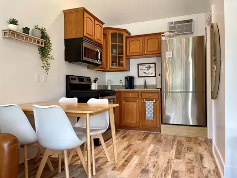 842 Lake #2, Saugatuck, MI 49453