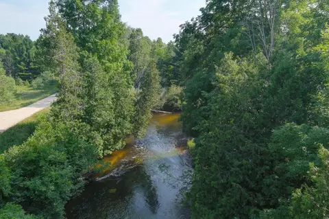 Leisure, Beulah, MI 49617