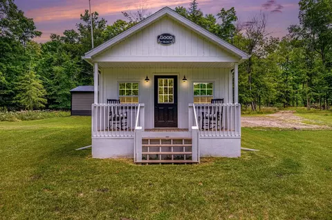 9623 S Baldwin, Newaygo, MI 49337