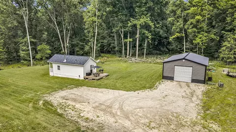 9623 S Baldwin, Newaygo, MI 49337 photo 3