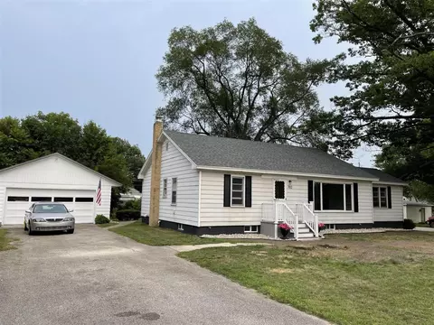 702 Saint Paul, Ludington, MI 49431