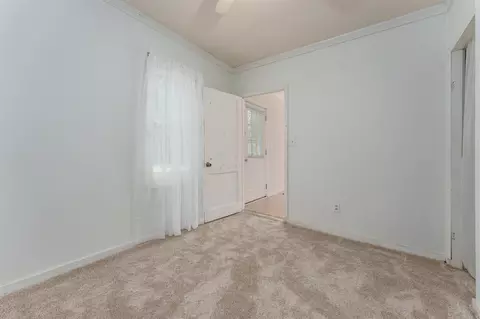217 N 22nd, Springfield, MI 49037 photo 15