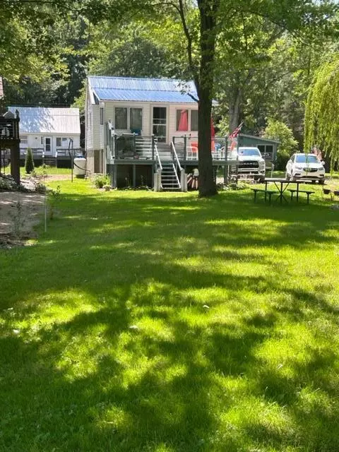 2043 Howard, Nashville, MI 49073