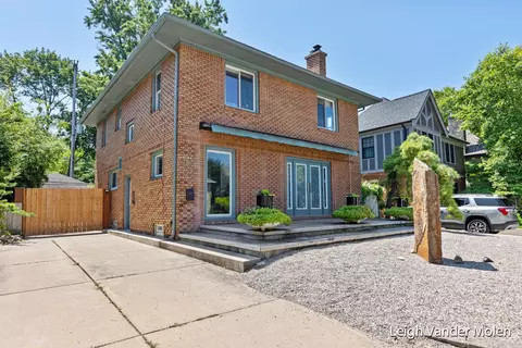 1514 Franklin, Grand Rapids, MI 49506