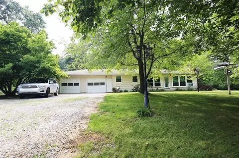 58466 Stoldt, Three Rivers, MI 49093