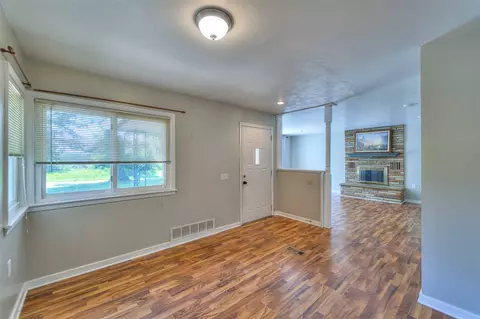 7990 N Stony Lk, Jackson, MI 49201 photo 4