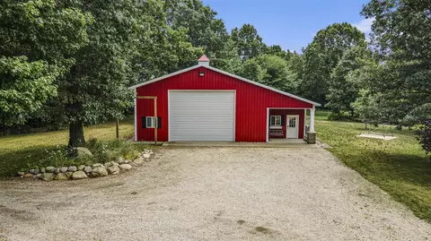 1046 61st, South Haven, MI 49090