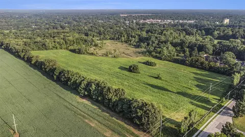 Gideon St, Dowagiac, MI 49047