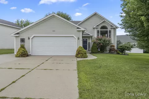 5351 Bunkerway, Wyoming, MI 49509