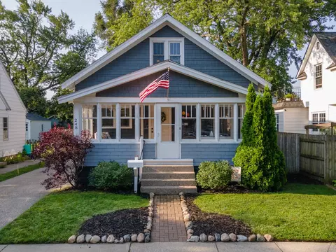 248 W 18th, Holland, MI 49423