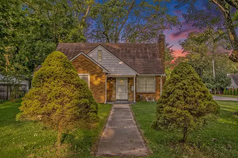 729 Ashley, Kalamazoo, MI 49048