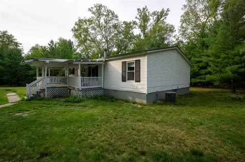 4485 E 40th, Chase, MI 49623 photo 2