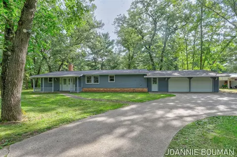 3101 Lincoln, Hamilton, MI 49419