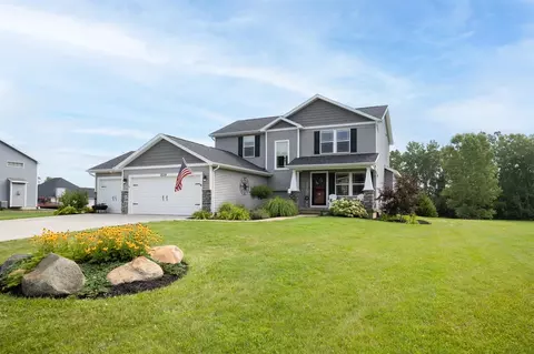 2039 W Coachlight, Jackson, MI 49201