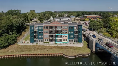 80 Washington #4, Manistee, MI 49660