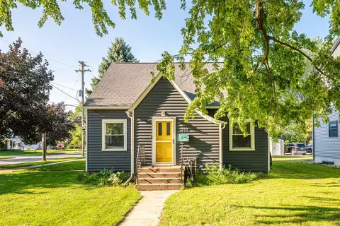 1053 Veto, Grand Rapids, MI 49504
