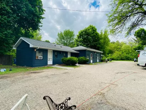 7657 Ann Arbor, Jackson, MI 49201 photo 2