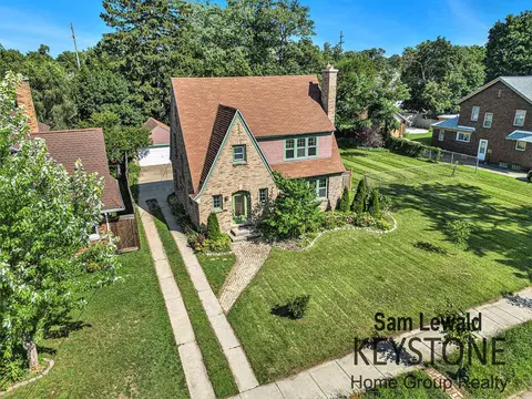 2032 Godwin, Grand Rapids, MI 49507