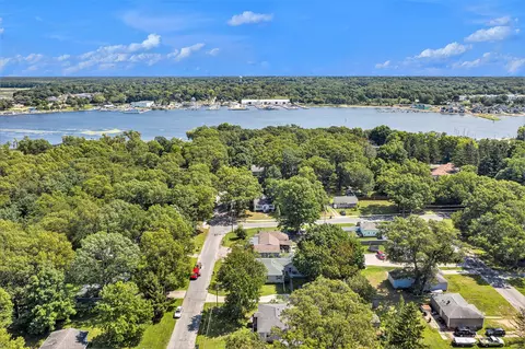 4819 Roberts, Montague, MI 49437