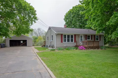 14797 S 24th, Vicksburg, MI 49097