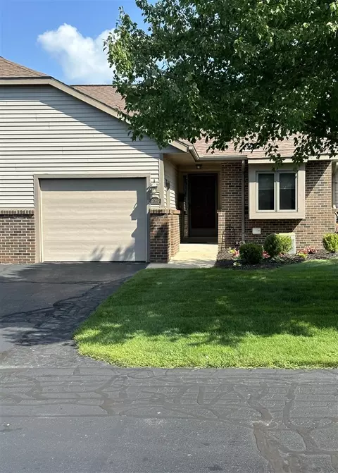 9059 Lakeview #115, Zeeland, MI 49464