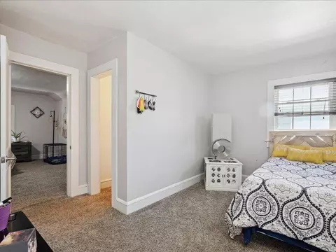 106 N Durand, Jackson, MI 49202 photo 32