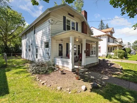 106 N Durand, Jackson, MI 49202 photo 2