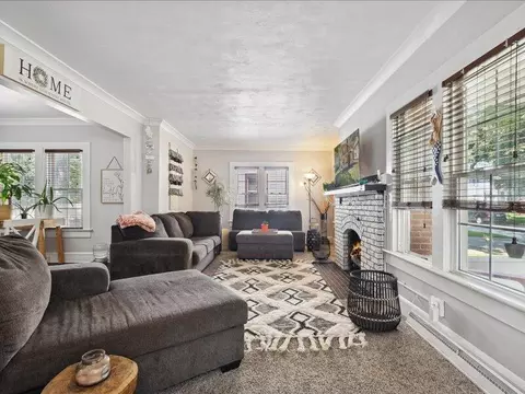 106 N Durand, Jackson, MI 49202 photo 10