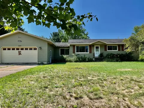1649 W Tyler, Muskegon, MI 49445