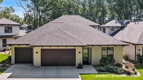 2045 Ottawa Bch, Holland, MI 49424