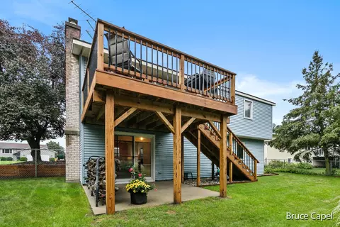 7377 Louise, Jenison, MI 49428